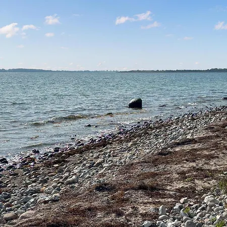 3 Bedroom Beautiful In Vakantiehuis